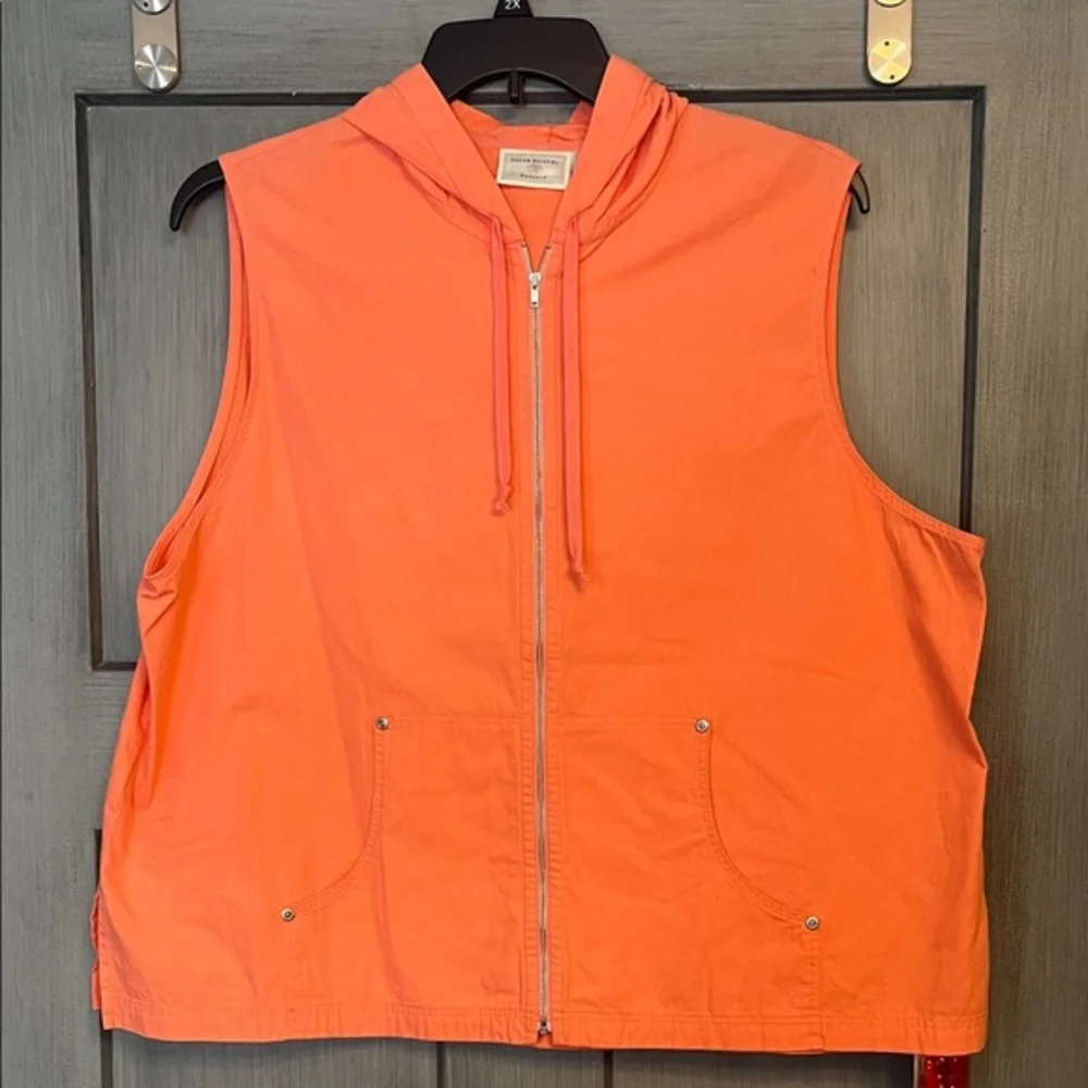 Susan Bristol 100% Cotton Hooded Vest w Full Zipper Closure